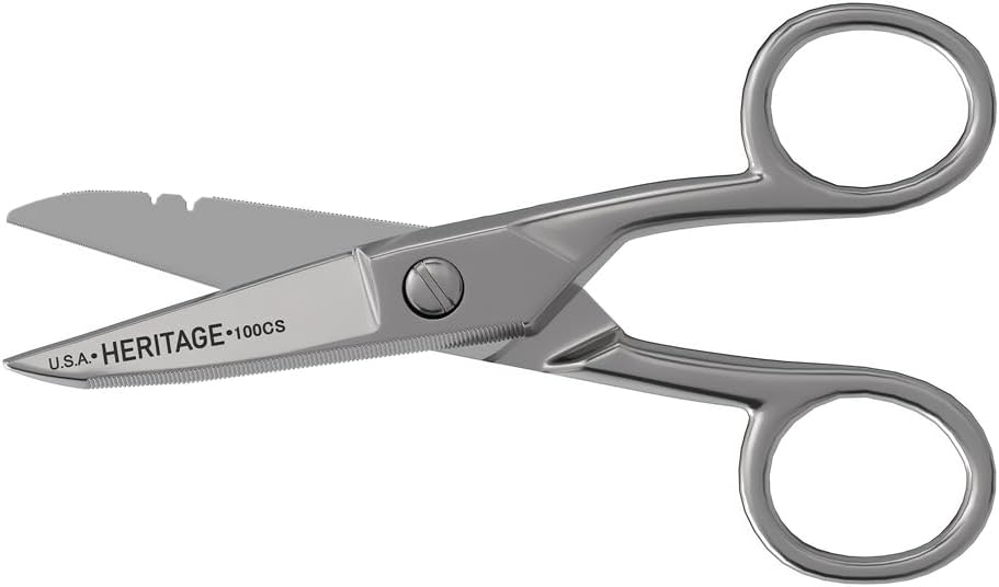 Klein Tools 100CS All-Purpose Precision Tesoura, Made in USA, 5.25-Inch Nickel-Plated Snips, Blunt Tip, and Wire Stripping Entalhes, Multi-Purpose para uso profissional e doméstico