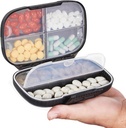 Sukuos Travel Pill Organizer Semanalmente com Fechamento Duplo, Caixa de Pílulas Portátil com Grande 7 Compartimento, Recipiente de Caso de Medicina Diária Apertado com Etiquetas para Vitaminas / Óleos de Peixe / Suplementos